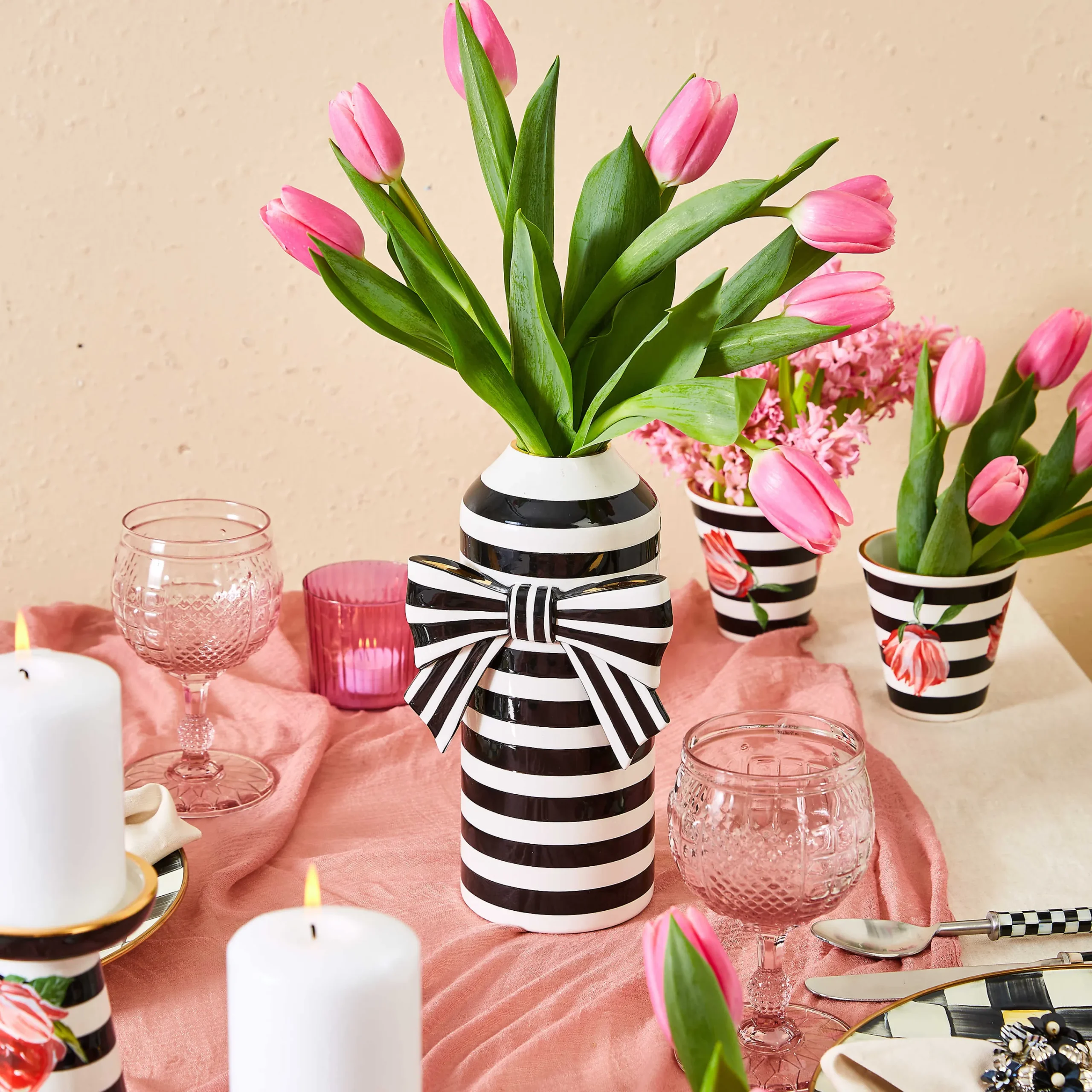 Courtly Bow Vase|MacKenzie-Childs Hot