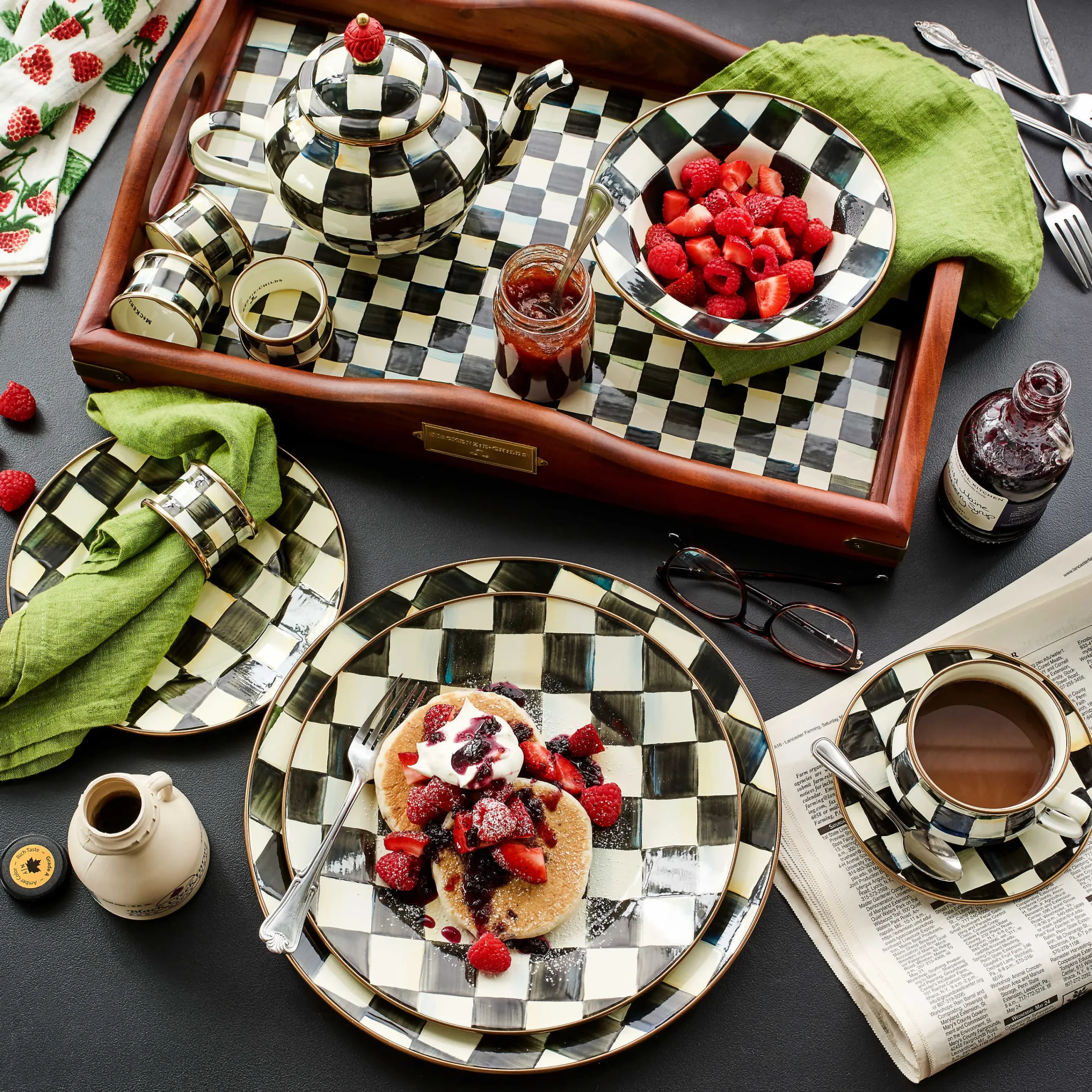 Courtly Check Enamel Teapot - 4 Cup|MacKenzie-Childs
