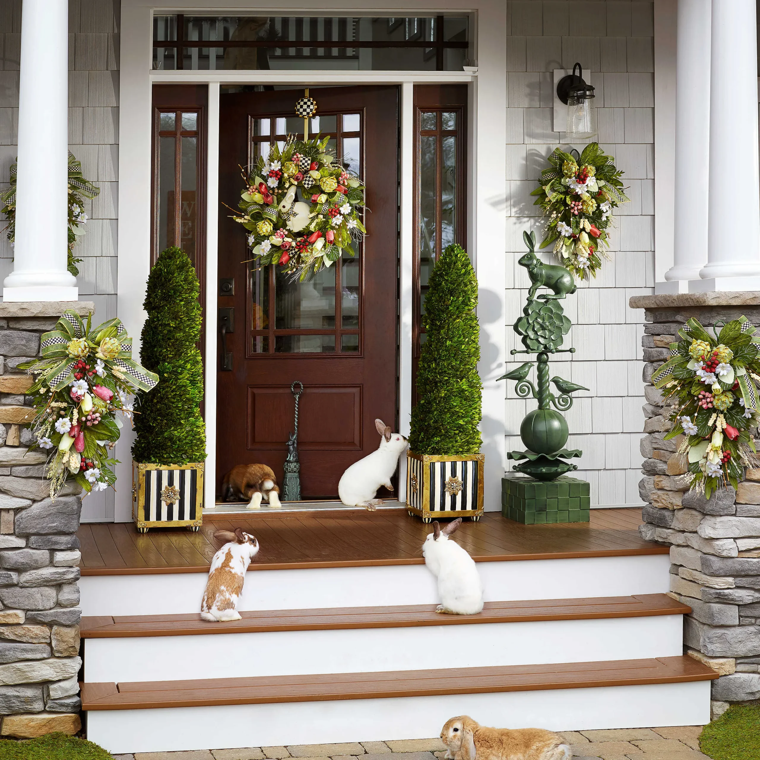 Courtly Check Wreath Hanger|MacKenzie-Childs Discount