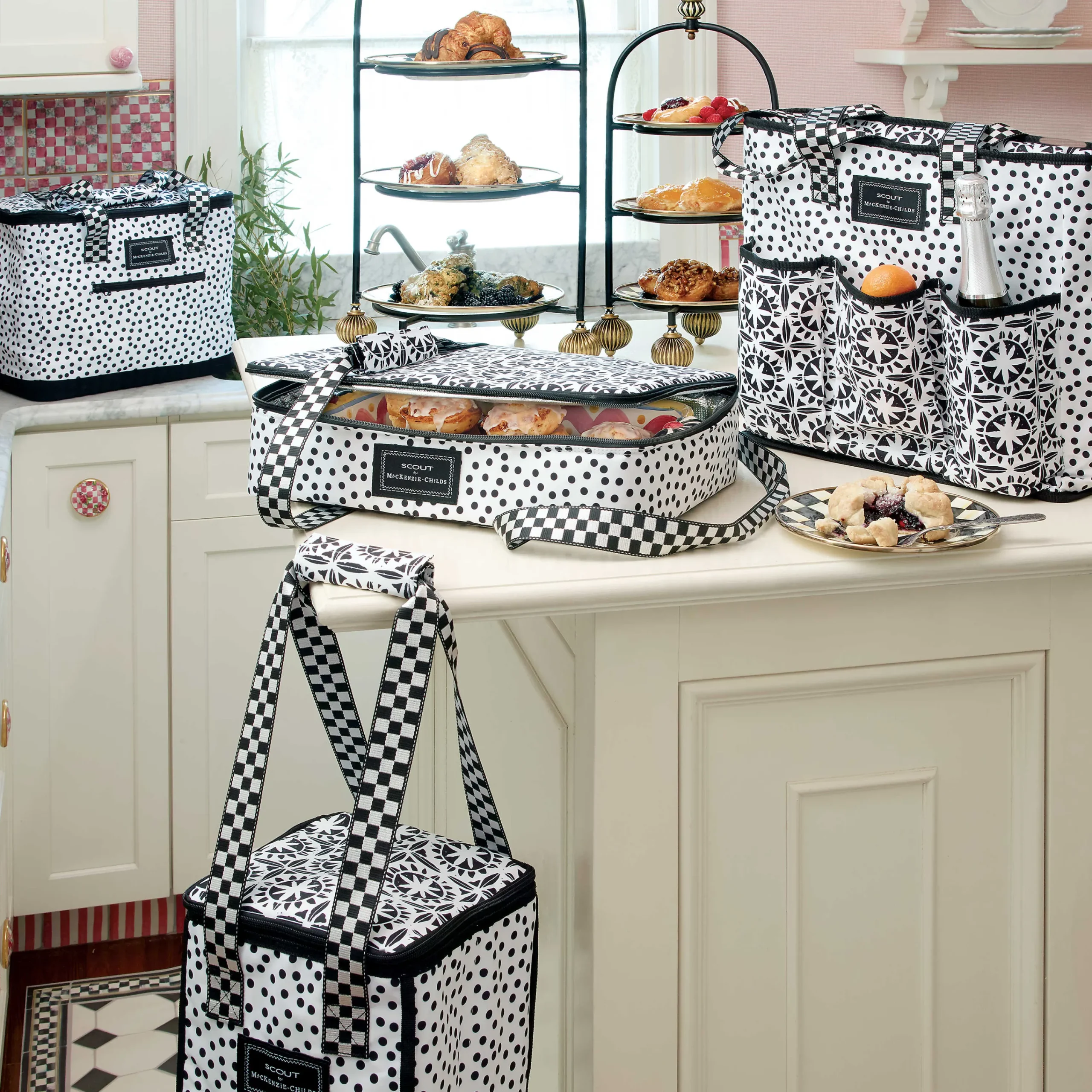 Plate Stand - Large|MacKenzie-Childs New