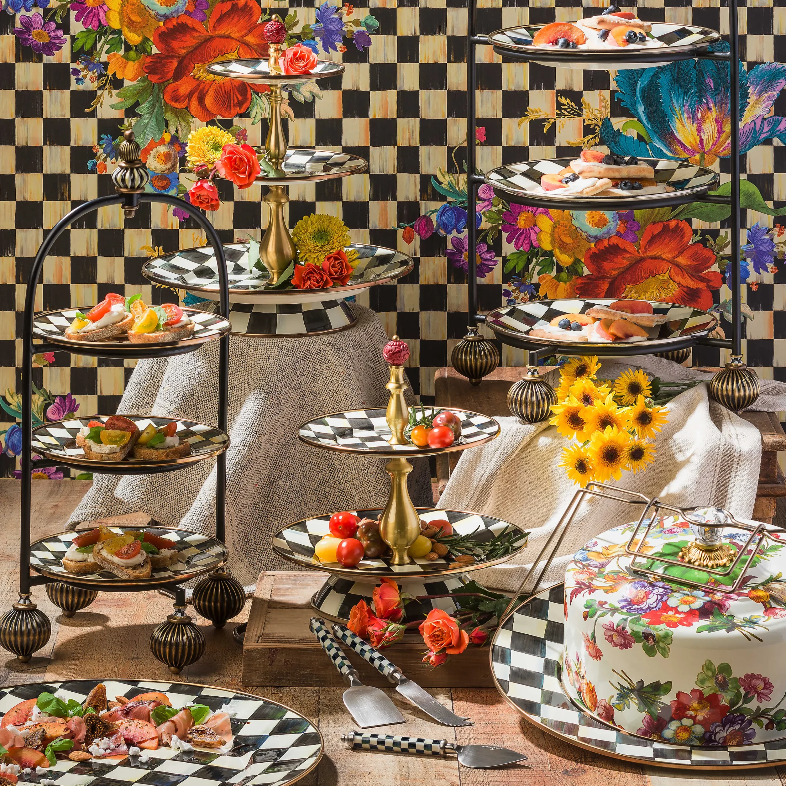 Plate Stand - Small|MacKenzie-Childs