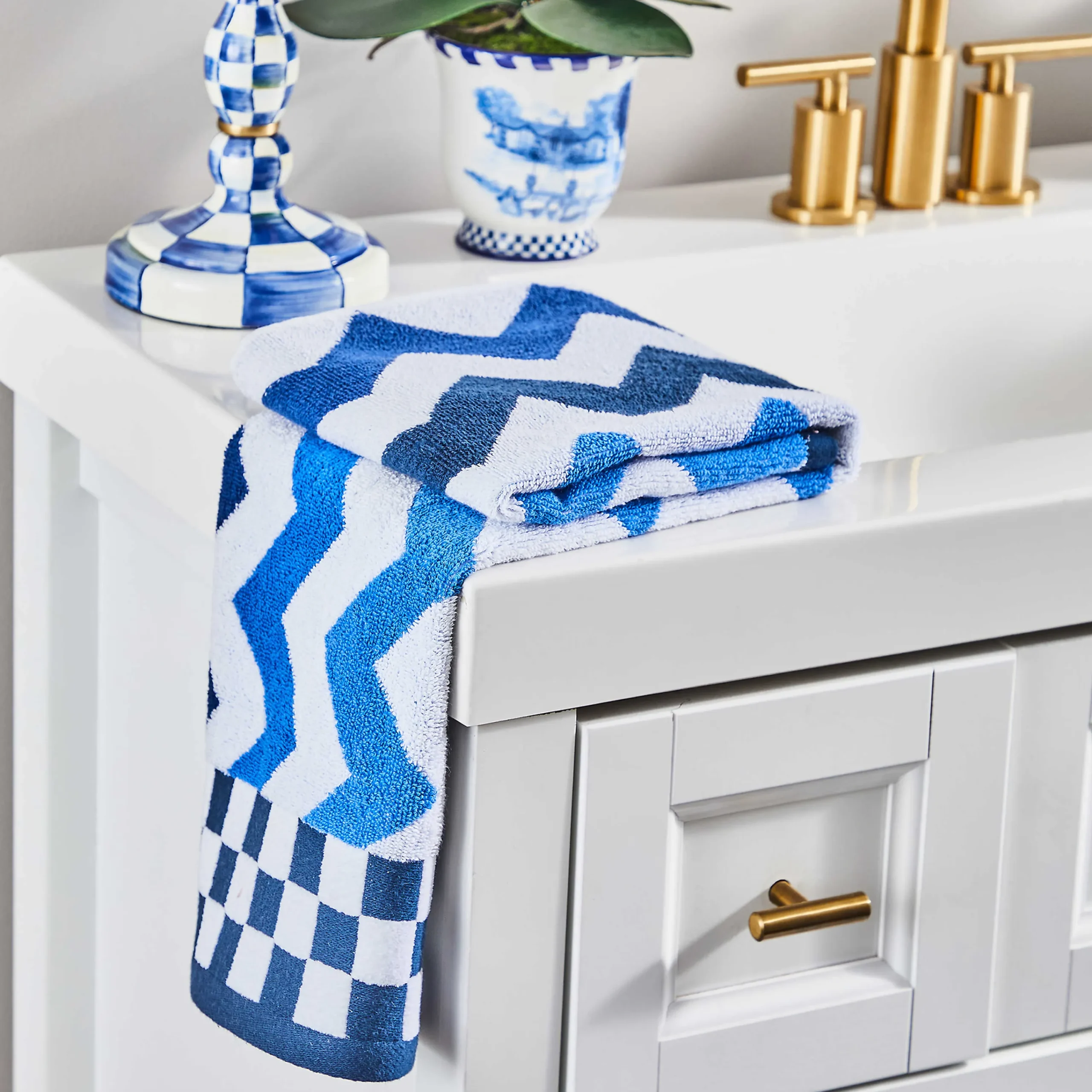Royal Zig Zag Hand Towel|MacKenzie-Childs Outlet